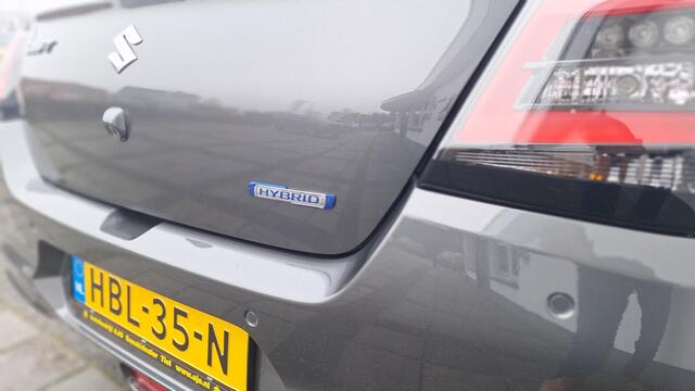 Suzuki SWIFT 1.2 Style Smart Hybrid