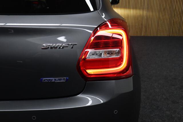 Suzuki SWIFT 1.2 Select Smart Hybrid | Adaptive-cruise | Navigatie | Camera | Apple Carplay & Android Auto | Parkeerhulp | LM Velgen | Stoelverwarming | Dodehoekdetectie
