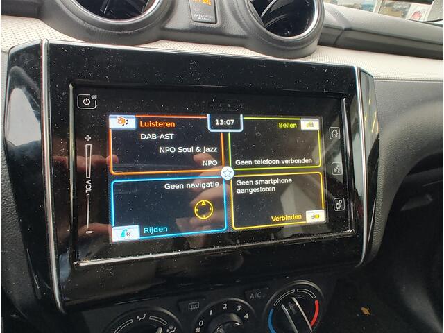 Suzuki SWIFT 1.2 SELECT SMART HYBRID Camera | Navi | Stoelverwarming | USB