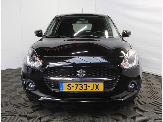 Suzuki SWIFT 1.2 Style Smart Hybrid CARPLAY | ADAPCRUISE | CAMERA | CLIMATE | LMV16 | PDC | LED | DAB | NAVI | STOELVERW