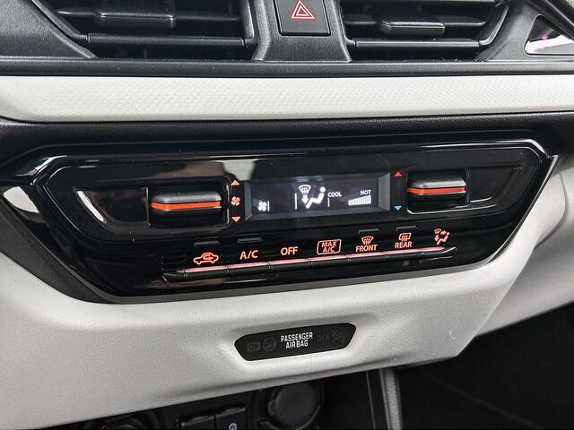 Suzuki SWIFT 1.2 Style Smart Hybrid | Achteruitrijcamera | Cruise control adaptief | Apple Carplay/Android Auto |
