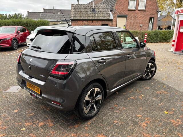 Suzuki SWIFT 1.2 Style Smart Hybrid, Navi, Pdc