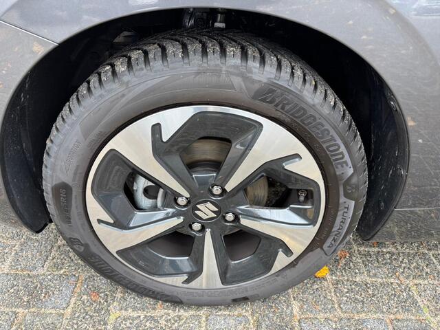 Suzuki SWIFT 1.2 Style Smart Hybrid, Navi, Pdc