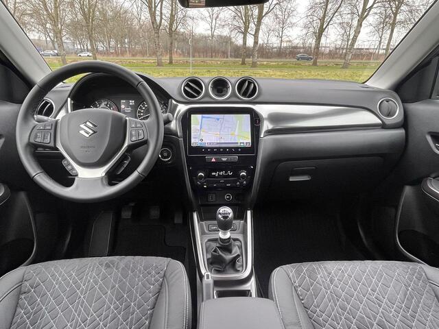 Suzuki VITARA 1.4 Boosterjet Style Smart Hybrid | Navigatie | Adaptieve Cruise Control | Rijklaarprijs!