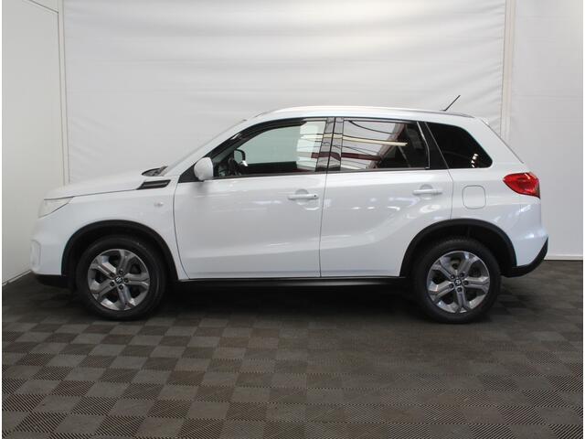 Suzuki VITARA 1.6 Exclusive CRUISE | CLIMATE | CAMERA | AFNTREKHAAK | STOELVERW | CARPLAY | LED