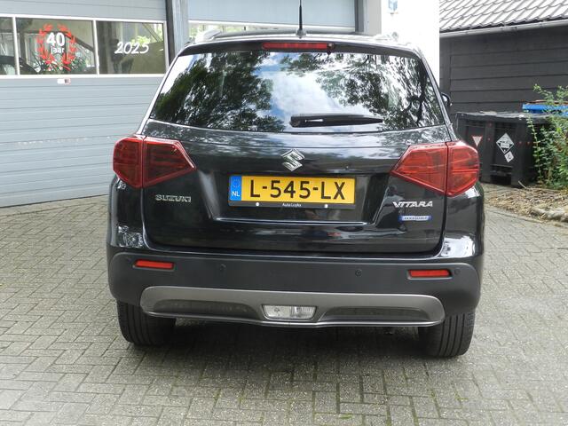 Suzuki VITARA 1.4 Boosterjet Style Smart Hybrid Carplay Camera Climate en Cruise contr leer Alcantara Parelmoer lak Automaat
