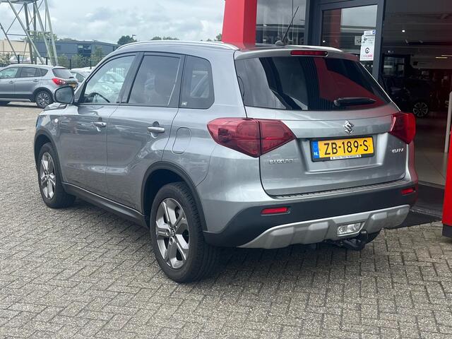 Suzuki VITARA 1.0 Boosterjet Select / Afneembare trekhaak / Navi / Camera /