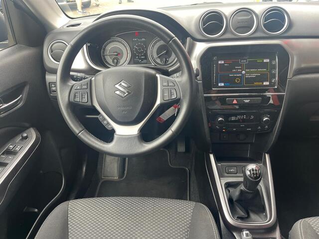 Suzuki VITARA 1.0 Boosterjet Select / Afneembare trekhaak / Navi / Camera /
