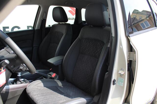 Suzuki VITARA 1.4 Boosterjet Style Smart Hybrid Navigatie, Cruise Control Adaptief, Achteruitrijcamera, Parkeersensoren Voor en Achter