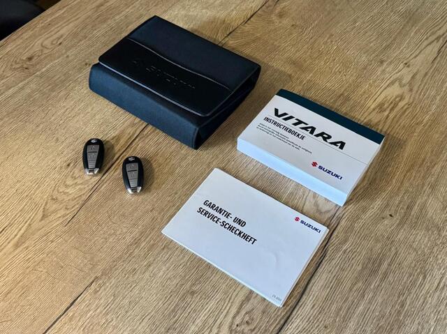 Suzuki VITARA 1.5 Hybrid Select Automaat Navi Camera Carplay Stoelverwarming