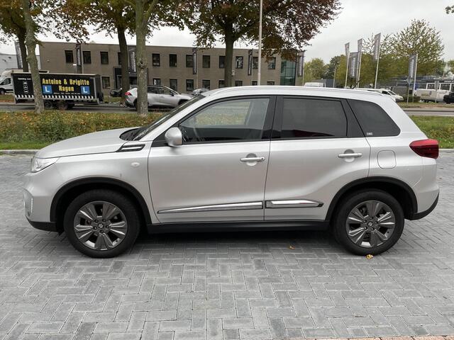 Suzuki VITARA 1.0 Boosterjet Select | Trekhaak | Achteruitrijcamera | Cruise Control |
