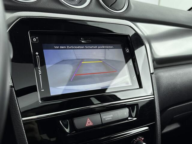 Suzuki VITARA 1.4 Boosterjet Select Smart Hybrid AllGrip | Navigatie | Parkeersensoren | Stoelverwarming | Parkeercamera | Pano dak