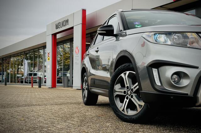 Suzuki VITARA 1.6 High Executive | SCHUIFDAK | ADAPTIEVE CRUISE | TREKHAAK