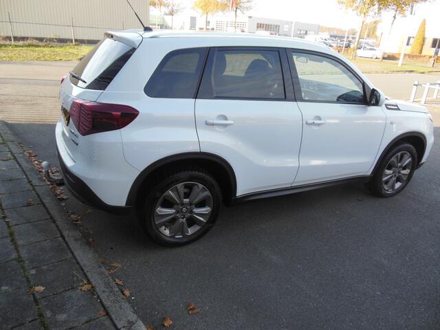 Suzuki VITARA 1.5 Hybrid Select Staat in Hoogeveen
