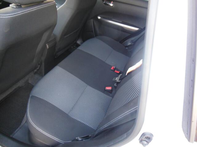 Suzuki VITARA 1.5 Hybrid Select Staat in Hoogeveen