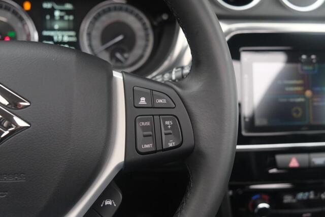 Suzuki VITARA 1.4 Boosterjet 130pk Style Smart Hybrid | Navi | App Connect | Climate | Adaptive Cruise | Panoramadak | Camera | Keyless | Blind Spot