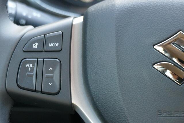 Suzuki VITARA 1.4 Boosterjet Style Smart Hybrid | 1500KG TREKGEWICHT |