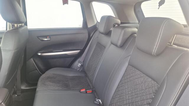 Suzuki VITARA 1.4 Boosterjet Style Smart Hybrid RIJKLAAR PRIJS