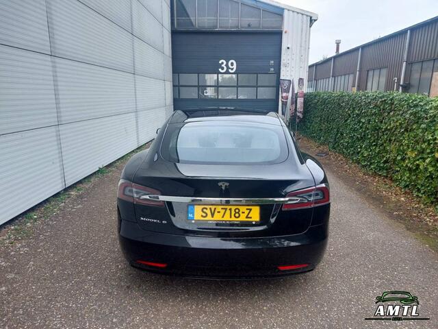 Tesla MODEL S 