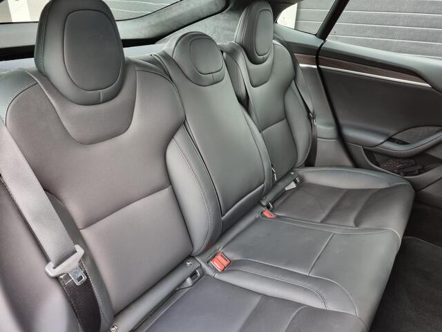 Tesla MODEL S Long Range Ultra Red / Auto Pilot 4.0 / 670PK