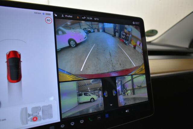 Tesla Model 3 Long Range AWD 75 kWh 19"Trekhaak Nieuwstaat Autopilot FSD Comp Leder Camera Panodak