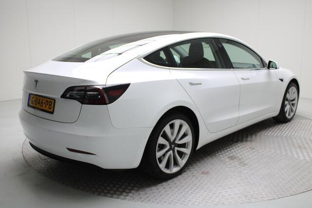 Tesla Model 3 Standard RWD Plus 60 kWh | Autopilot | Panoramadak | NL auto | Navigatie Fullmap | Trekhaak (afn.)