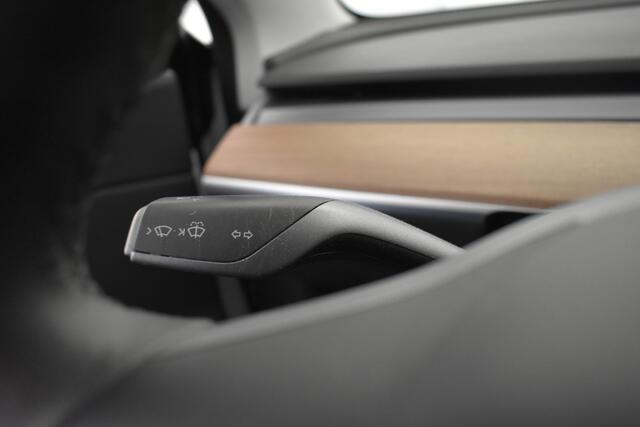 Tesla Model 3 Long Range AWD 75 kWh | Trekhaak | 19" | Autopilot | FSD Comp | Leder | Camera | Panodak