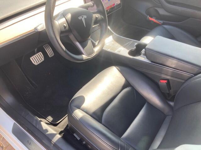 Tesla Model 3 Performance 4WD 486 pk 513 km WLTP