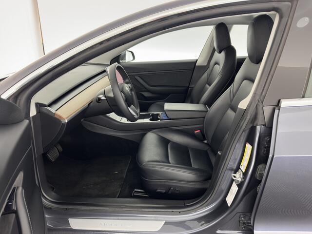 Tesla Model 3 Standard RWD Plus 60 kWh [ 3-Fase ] (INCL-BTW) Aut. *PANO | AUTO-PILOT | LUXURY-LEATHER | KEYLESS | FULL-LED | MEMORY-PACK | SURROUND-VIEW | DAB | CARPLAY | DIGI-COCKPIT | LANE-ASSIST | COMFORT-SEATS | TOWBAR | 18"ALU*