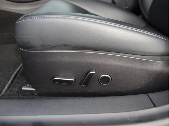 Tesla Model 3 Performance AWD 82kWh Autopilot, Warmtepomp, Pano, VOL opties Aanbieding!