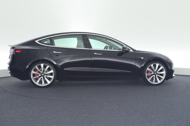 Tesla Model 3 Performance AWD 462pk 75 kWh Wit interieur Navigatie