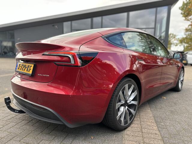 Tesla Model 3 Long Range AWD 78 kWh TREKHAAK | FULL SELFDRIVE | VOLLEDIGE FABRIEKSGARANTIE T/M 12-2027/80.000KM | AANDRIJFLIJN EN ACCU GARANTIE T/M 12-2031