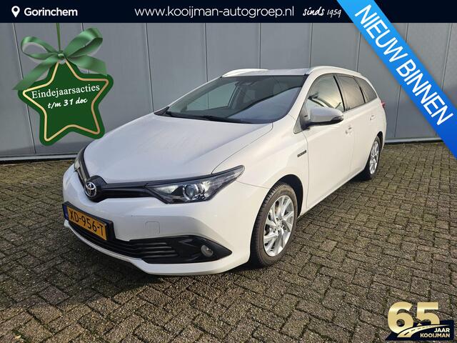 Toyota AURIS Touring Sports 1.8 Hybrid Energy Plus | 1e Eigenaar | NIEUW GELEVERD & ONDERHOUDEN | Trekhaak | Navigatie |