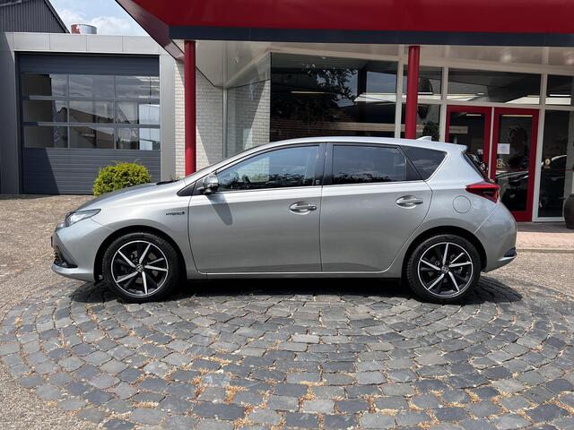 Toyota AURIS 1.8 Hybrid Team D | 17" LMV | ALL-Season | Navi | Camera | Stoelverw. | BT | All-in rijklaarprijs