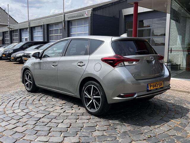 Toyota AURIS 1.8 Hybrid Team D | 17" LMV | ALL-Season | Navi | Camera | Stoelverw. | BT | All-in rijklaarprijs