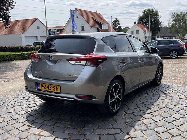 Toyota AURIS 1.8 Hybrid Team D | 17" LMV | ALL-Season | Navi | Camera | Stoelverw. | BT | All-in rijklaarprijs