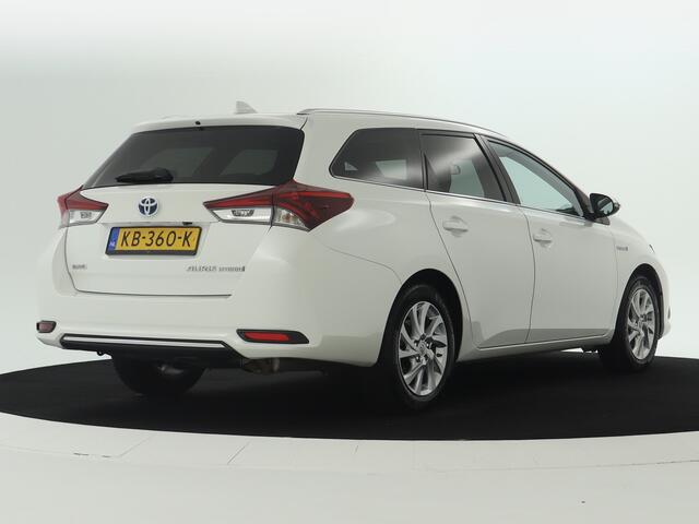 Toyota AURIS 1.8 Hybrid Trend