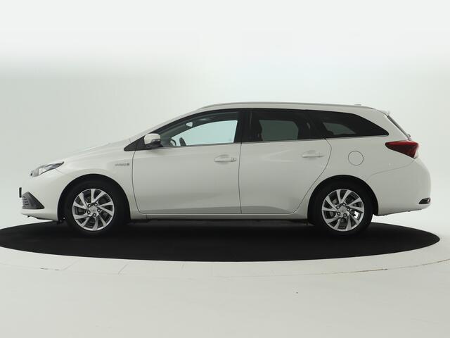 Toyota AURIS 1.8 Hybrid Trend