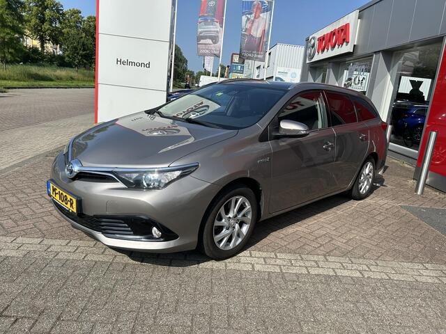 Toyota AURIS Touring Sports 1.8 Hybrid Lease Pro Toyota Auris Touring Sports 1.8 Hybrid Business Pro