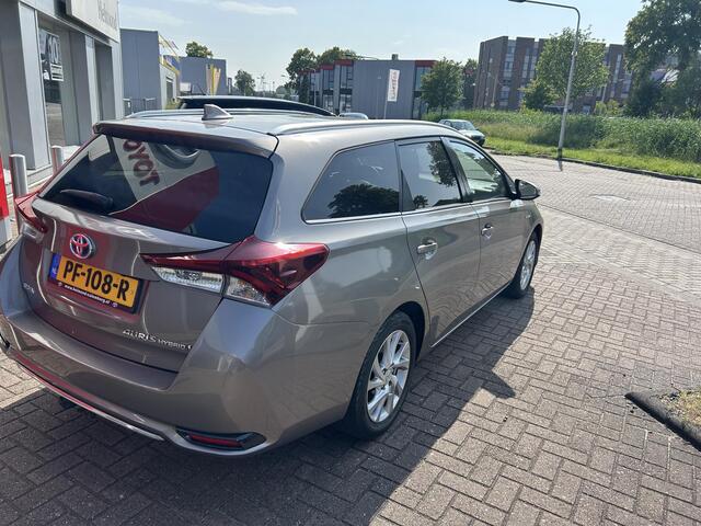 Toyota AURIS Touring Sports 1.8 Hybrid Lease Pro Toyota Auris Touring Sports 1.8 Hybrid Business Pro