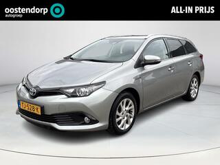 toyota-auris-touring-sports-1.8-hyb