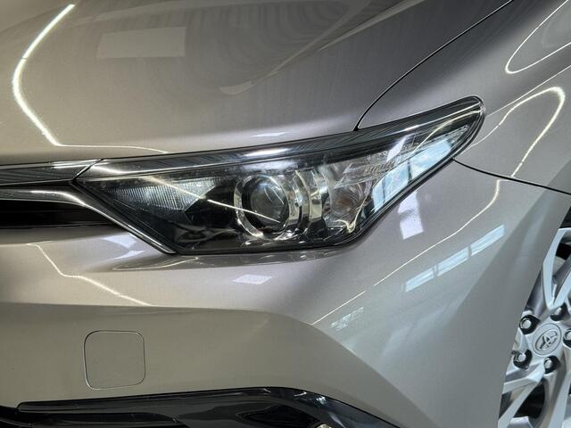 Toyota AURIS 1.8 Hybrid Dynamic | panorama-dak | Camera |