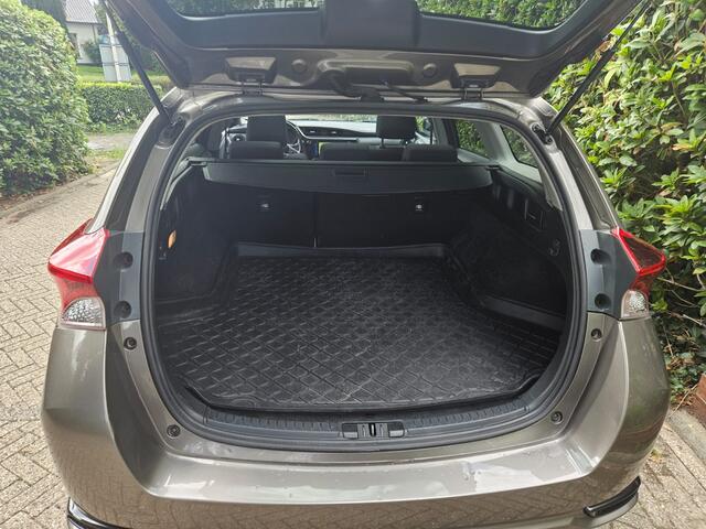 Toyota AURIS Touring Sports 1.8 Hybrid Trend Pano/Navi
