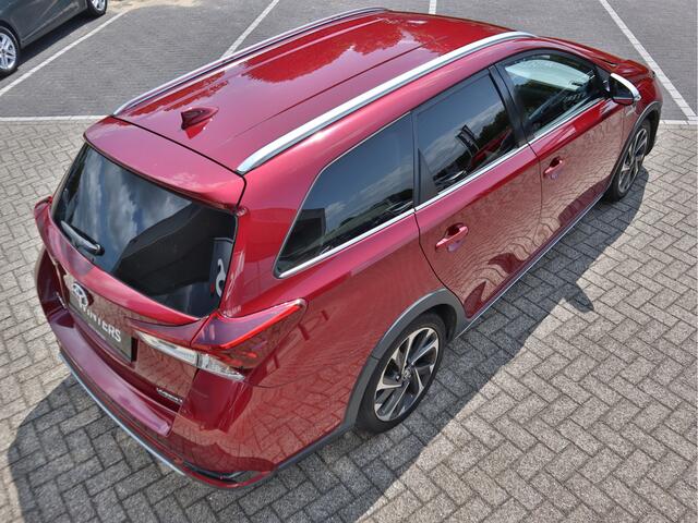 Toyota AURIS Touring Sports 1.8 Hybrid Dynamic | Navigatie | Camera | Bluetooth | ECC-Airco |