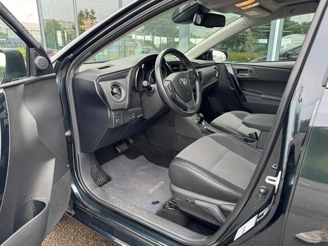 Toyota AURIS 1.8 Hybrid Lease Pro