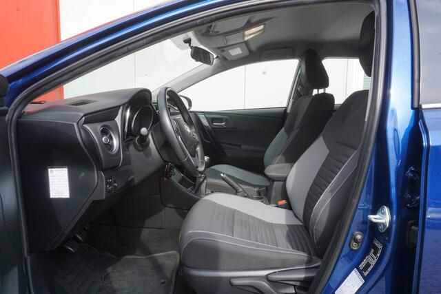 Toyota AURIS 1.2T Aspiration | Origineel NL | Camera | Cruise Control | Trekhaak | Airco |