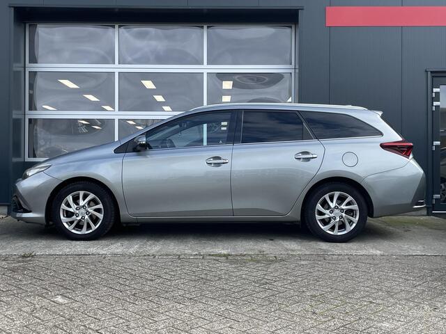 Toyota AURIS Touring Sports 1.2T Aspiration - Navigatie - Achteruitrijcamera - Climate Control - Nette auto!