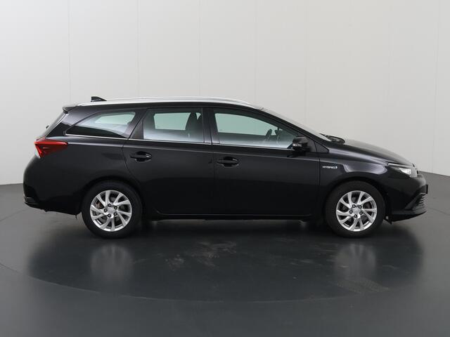 Toyota AURIS Touring Sports 1.8 Hybrid Black Edition | Navigatie | Climate Control | Stoelverwarming | Keyless Go |
