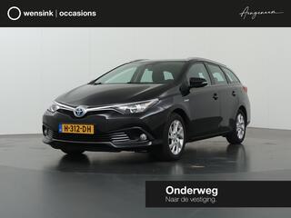 toyota-auris-touring-sports-1.8-hyb