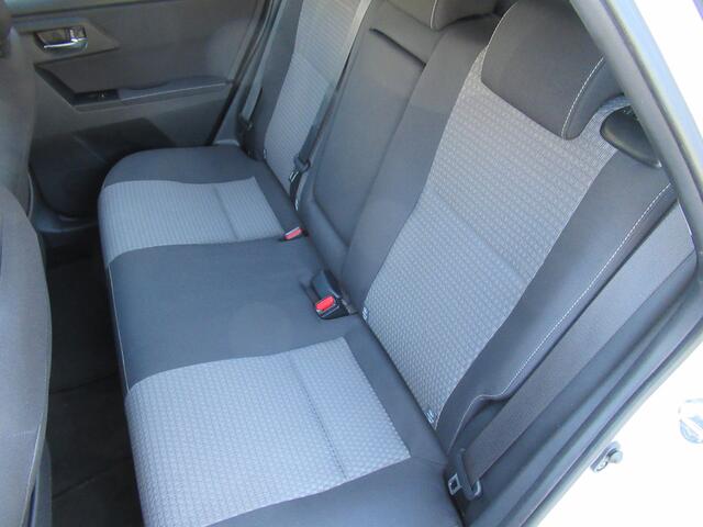 Toyota AURIS 1.8 Hybrid Dynamic Go PARELMOER LAK